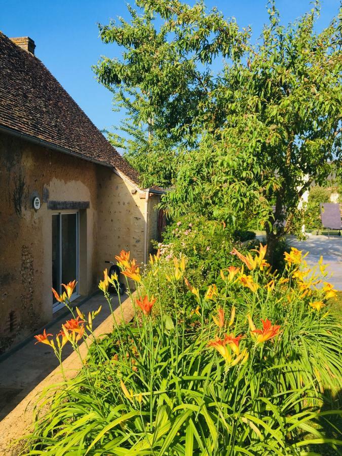 Les Couleurs Du Verger Beaumont-les-Autels Екстер'єр фото