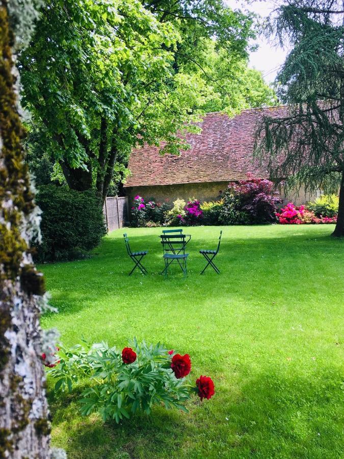Les Couleurs Du Verger Beaumont-les-Autels Екстер'єр фото